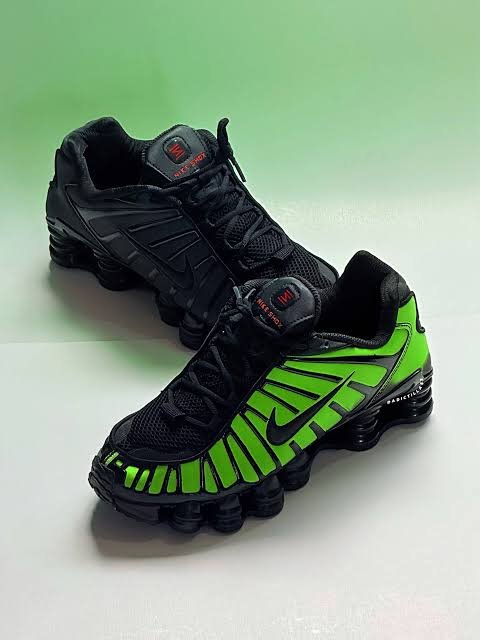 VAPOR MAX BLACK